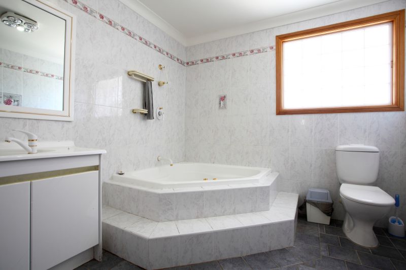 Top Bathtub Installation Companies in Lake Stevens, WA